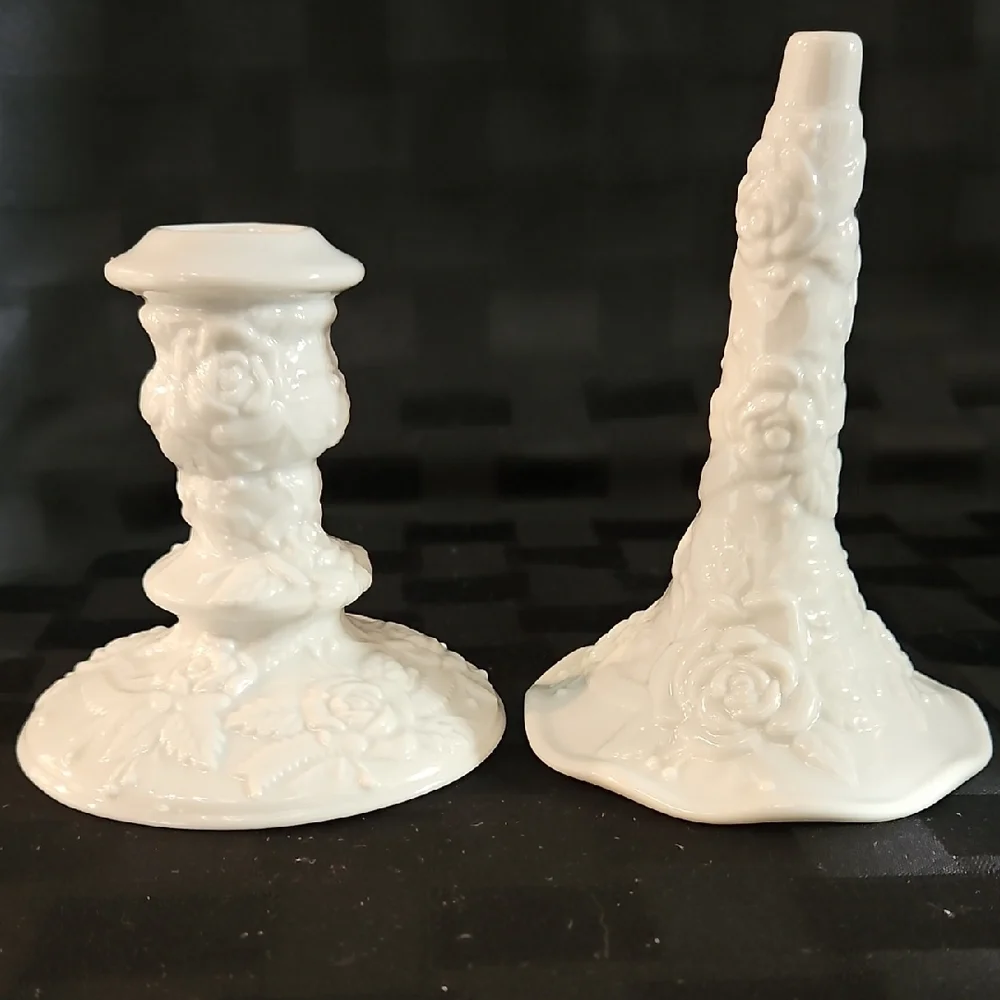 Elegant Porcelain Ceramic Decorative Bud Vase/Candle Holder, Epergne